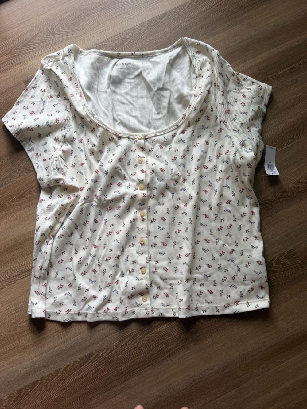 Old Navy Cream Short Sleeve Button Front Tee with Red Floral Print